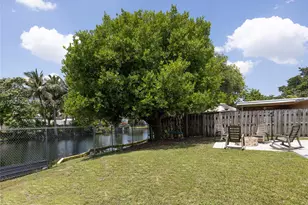 8350 NW 27th Pl, Sunrise, FL 33322 - Photo 25