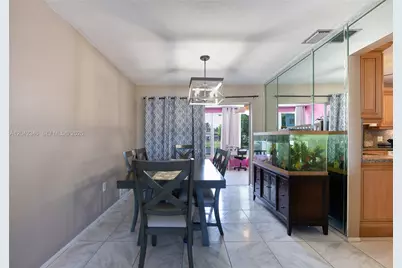 8350 NW 27th Pl, Sunrise, FL 33322 - Photo 7