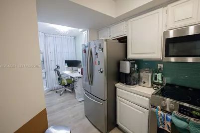 1280 S Alhambra Cir #2214, Coral Gables, FL 33146 - Photo 9