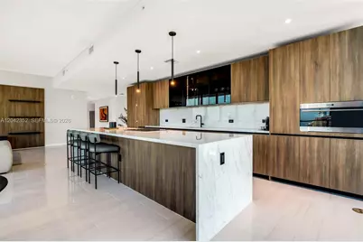 20 NE 11th St #6003, Miami, FL 33132 - Photo 3
