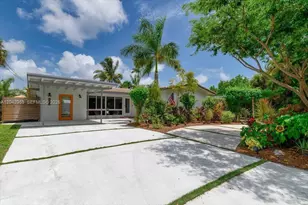 1521 SW 5th Ct, Fort Lauderdale, FL 33312 - Photo 3