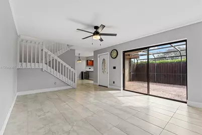 11867 SW 13th Ct, Davie, FL 33325 - Photo 7