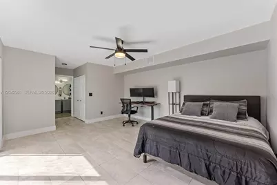 11867 SW 13th Ct, Davie, FL 33325 - Photo 17