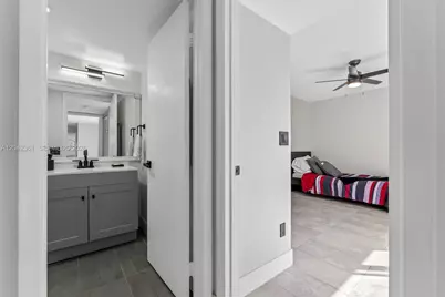 11867 SW 13th Ct, Davie, FL 33325 - Photo 29