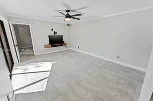 11867 SW 13th Ct, Davie, FL 33325 - Photo 5