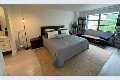 2333 Brickell Ave #314, Miami, FL 33129 - Photo 5