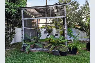 121 NE 18th St, Homestead, FL 33030 - Photo 61