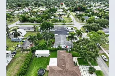 121 NE 18th St, Homestead, FL 33030 - Photo 73