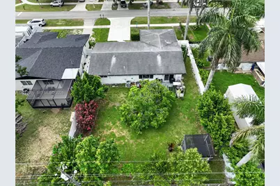 121 NE 18th St, Homestead, FL 33030 - Photo 75