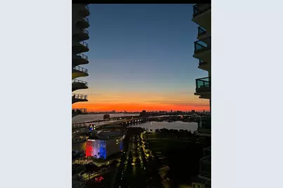 900 Biscayne Blvd #2312, Miami, FL 33132 - Photo 17