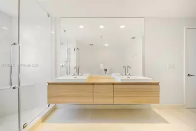 17301 Biscayne Blvd #1704, North Miami Beach, FL 33160 - Photo 29