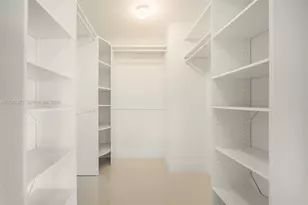 17301 Biscayne Blvd, North Miami Beach, FL 33160 - Photo 25