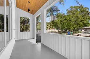 3204 Plaza St, Miami, FL 33133 - Photo 11