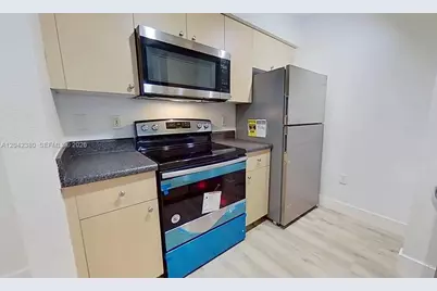 2544 Centergate Dr #303, Miramar, FL 33025 - Photo 9
