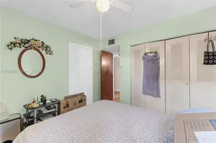 1800 W 54th St, Hialeah, FL 33012 - Photo 23