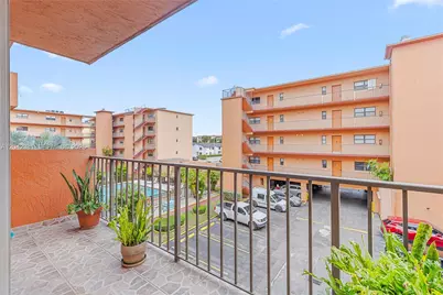 1800 W 54th St #209, Hialeah, FL 33012 - Photo 9