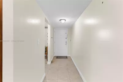 1800 W 54th St #209, Hialeah, FL 33012 - Photo 5