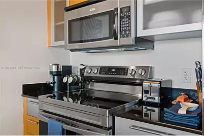 1750 N Bayshore Dr #5212, Miami, FL 33132 - Photo 37