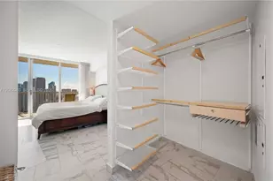 1750 N Bayshore Dr, Miami, FL 33132 - Photo 9