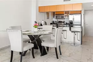 1750 N Bayshore Dr, Miami, FL 33132 - Photo 31