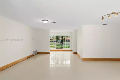 8197 W 14th Ct, Hialeah, FL 33014 - Photo 19
