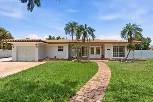 8197 W 14th Ct, Hialeah, FL 33014 - Photo 7