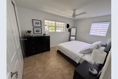 8130 NW 12th St, Pembroke Pines, FL 33024 - Photo 5