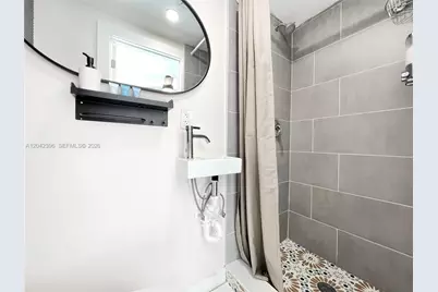 1240 NE 17th Ave #1, Fort Lauderdale, FL 33304 - Photo 19