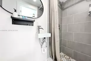 1240 NE 17th Ave, Fort Lauderdale, FL 33304 - Photo 19