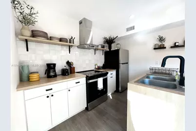 1240 NE 17th Ave #1, Fort Lauderdale, FL 33304 - Photo 23