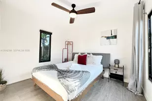 1240 NE 17th Ave, Fort Lauderdale, FL 33304 - Photo 27