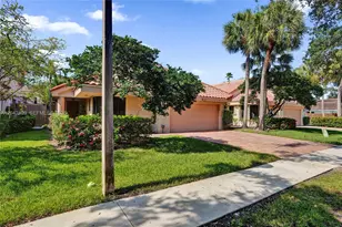 9355 NW 18th Pl, Plantation, FL 33322 - Photo 3
