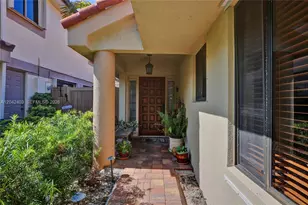 9355 NW 18th Pl, Plantation, FL 33322 - Photo 5