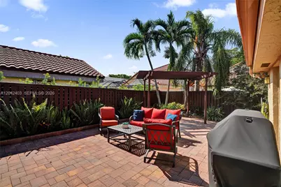 9355 NW 18th Pl, Plantation, FL 33322 - Photo 33