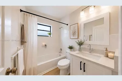 1670 W 42nd St #1672, Hialeah, FL 33012 - Photo 25