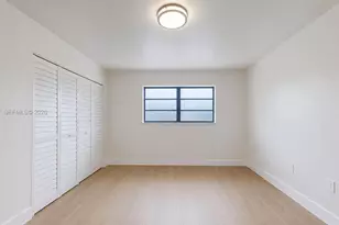 1670 W 42nd St, Hialeah, FL 33012 - Photo 35