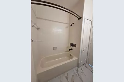 1536 SE 25th St #207, Homestead, FL 33035 - Photo 5