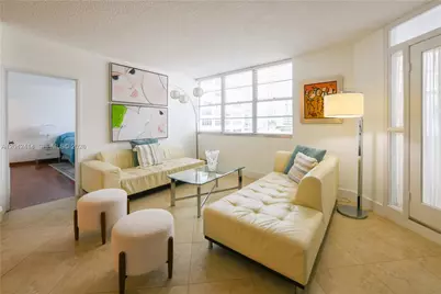 801 Brickell Bay Dr #1462, Miami, FL 33131 - Photo 9
