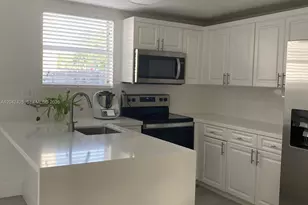 5245 NW 112th Ave, Doral, FL 33178 - Photo 3