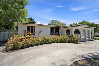 110 NW 125th St, North Miami, FL 33168 - Photo 1