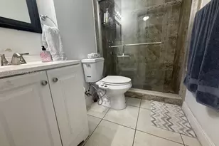 7210 NW 114th Ave, Doral, FL 33178 - Photo 13