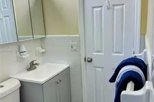 148 NW 40th Ct, Oakland Park, FL 33309 - Photo 15
