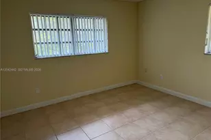8600 SW 109th Ave, Miami, FL 33173 - Photo 11