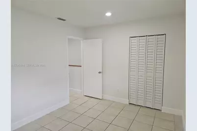 11071 NW 7th St #104-15, Miami, FL 33172 - Photo 57
