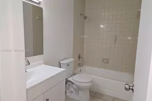 11071 NW 7th St, Miami, FL 33172 - Photo 39