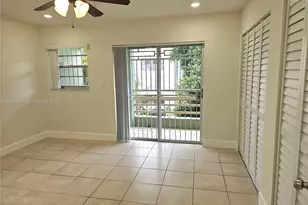 11071 NW 7th St, Miami, FL 33172 - Photo 37