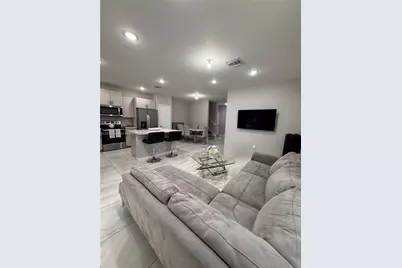 1034 SE 23rd Ter, Homestead, FL 33035 - Photo 9