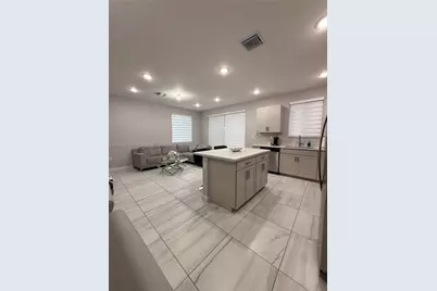 1034 SE 23rd Ter, Homestead, FL 33035 - Photo 7