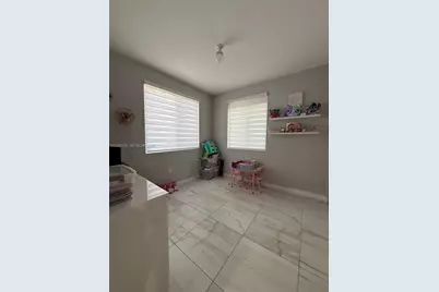1034 SE 23rd Ter, Homestead, FL 33035 - Photo 3