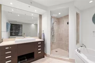 18201 Collins Ave, Sunny Isles Beach, FL 33160 - Photo 21